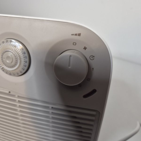 Der Modusschalter: 0, Lüfter, Uhr und die Heizstufen 1 bis 3.