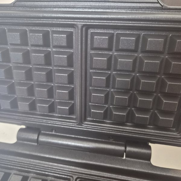 Die obere Backplatte aus der Nähe.